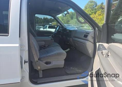 2000 Ford F350 Super Duty z USA, uszkodzony, nr VIN 1FTWW33F1YED97517